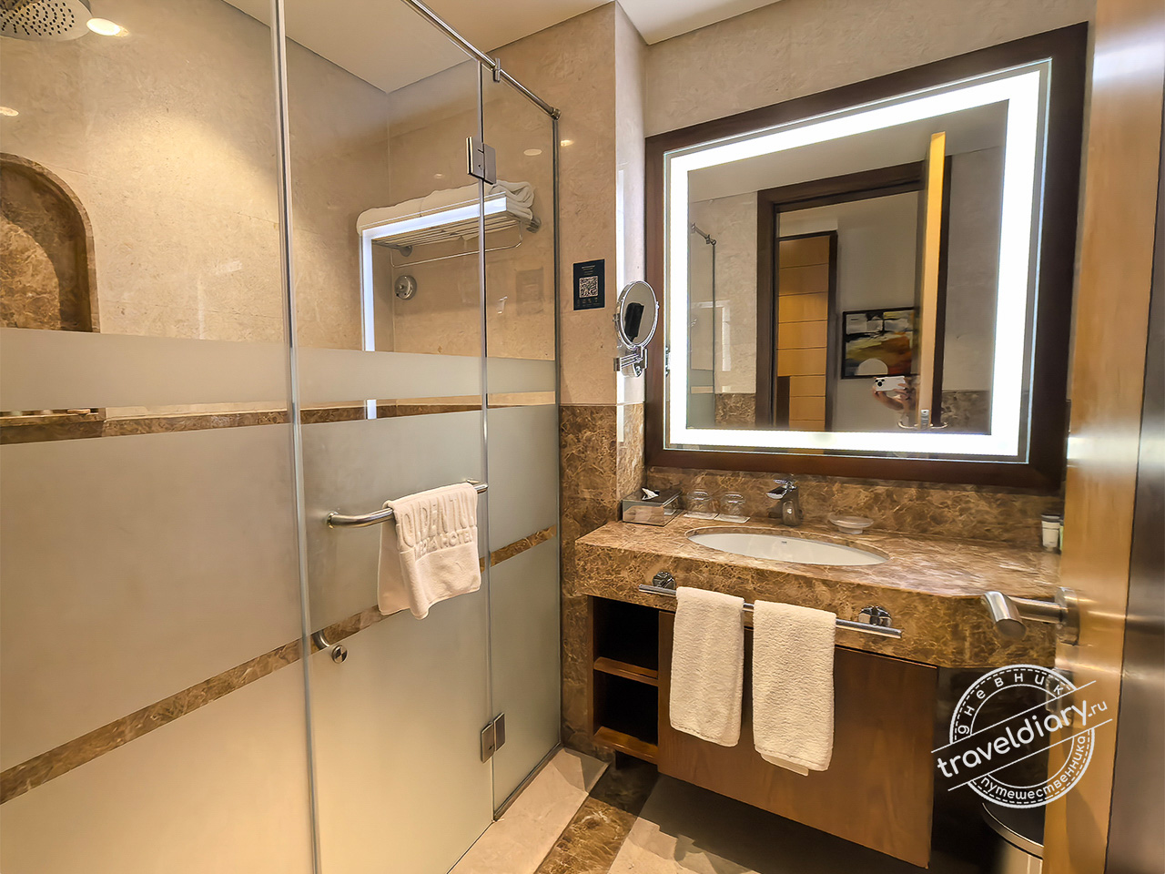 Отель в Дубае Golden Tulip Media Hotel 4* - наш отзыв